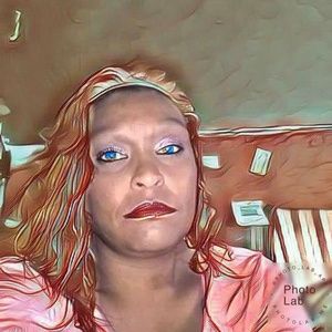 Meet your Posher, Deanna